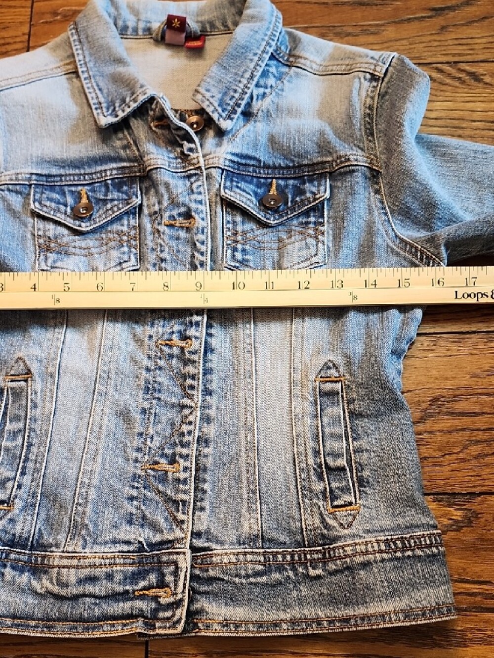Womens Light Wash Jean Jacket Medium Fitted Denim Trucker Jacket - Picture 7 of 11